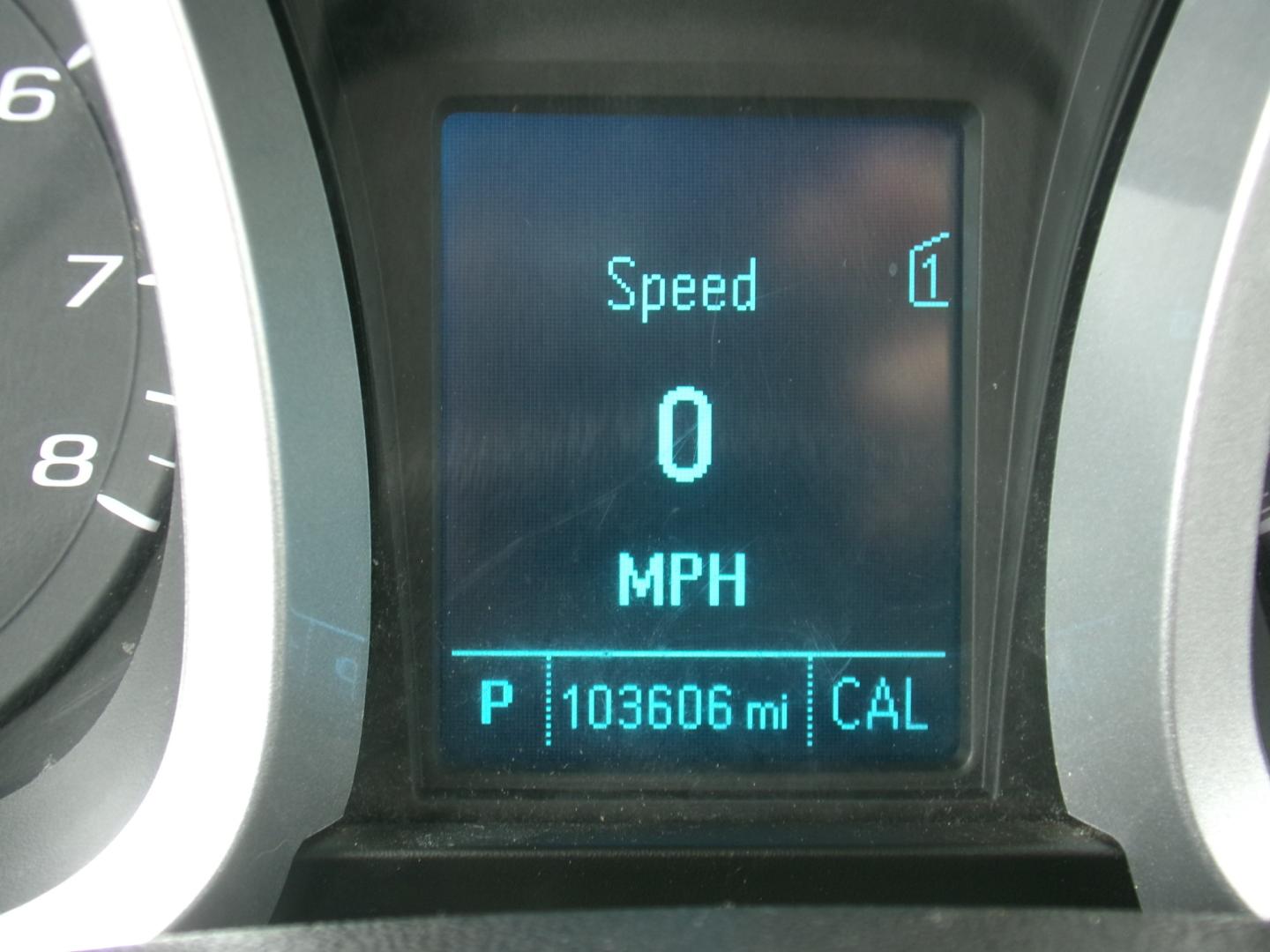 2012 Gray /Black Chevrolet Equinox (2GNALBEK9C1) , located at 401 First NE, Bearden, AR, 71720, (870) 687-3414, 33.726528, -92.611519 - Photo#8